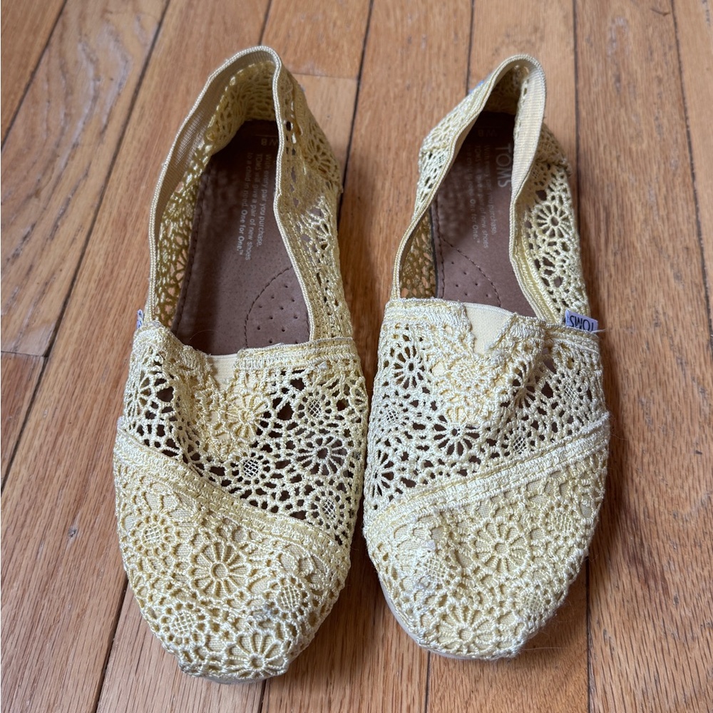 TOMS Women's Crochet Slip-On Shoes - Light Yellow